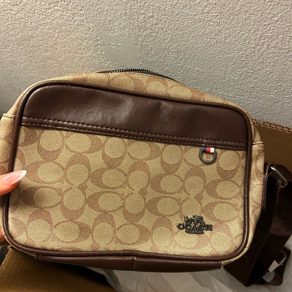 Coach Brown and Tan Belt Bag - Picture 5 of 6